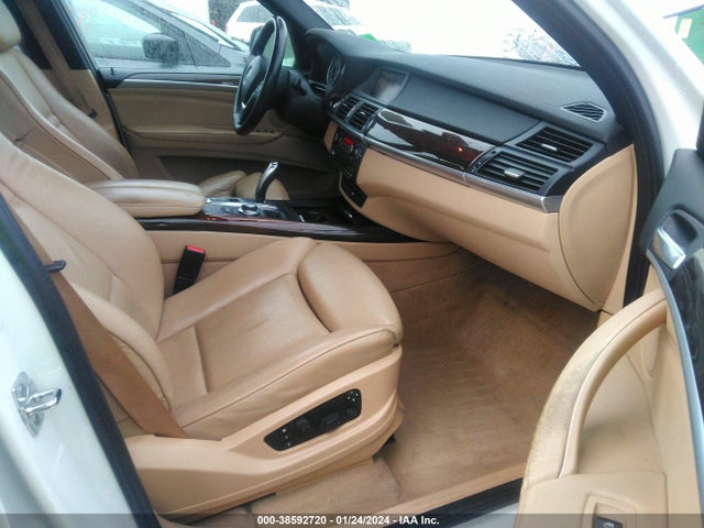 2009 BMW X5 XDRIVE35D VIN: 5UXFF03569LJ98013