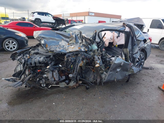 Продажа на аукционе авто 2019 Nissan Sentra Sr, vin: 3N1AB7AP3KY305247, номер лота: 38592815