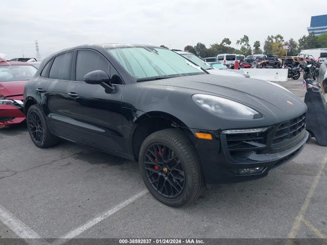 2018 PORSCHE MACAN WP1AG2A59JLB64688 Photo 0