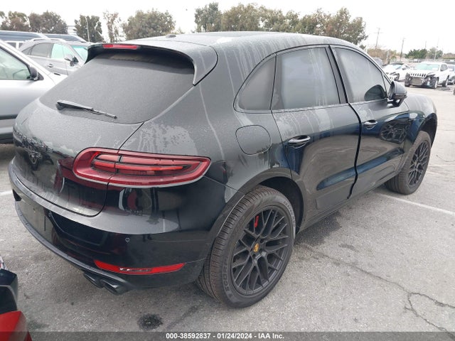 2018 PORSCHE MACAN WP1AG2A59JLB64688 Photo 3
