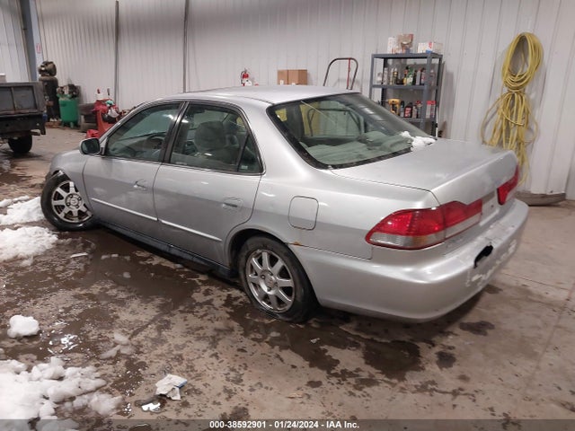 2002 HONDA ACCORD 2.3 SE VIN: JHMCG56702C025720
