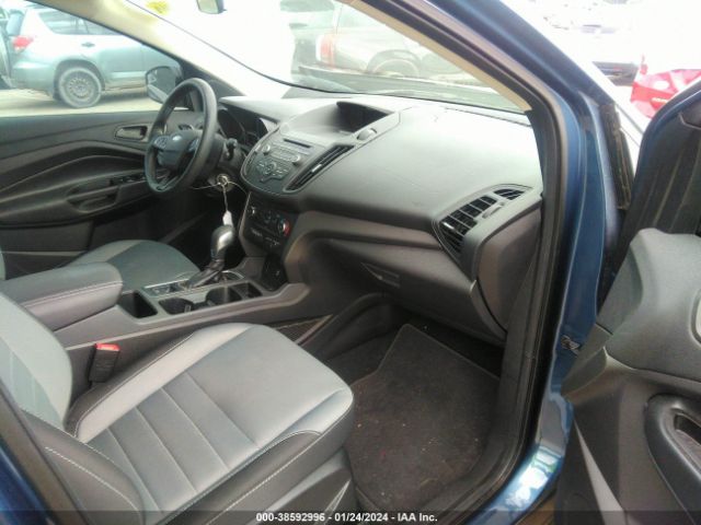 1FMCU0F7XJUA27847 Ford ESCAPE S