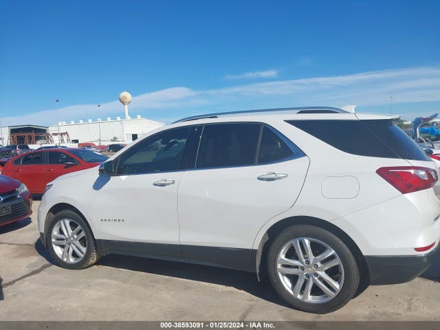 Chevrolet Equinox Premier 2018 2GNAXMEV7J6315003 Image 13