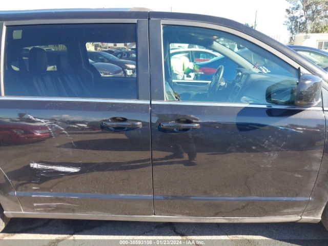 2C4RDGCG6JR205326 Dodge Grand Caravan Sxt