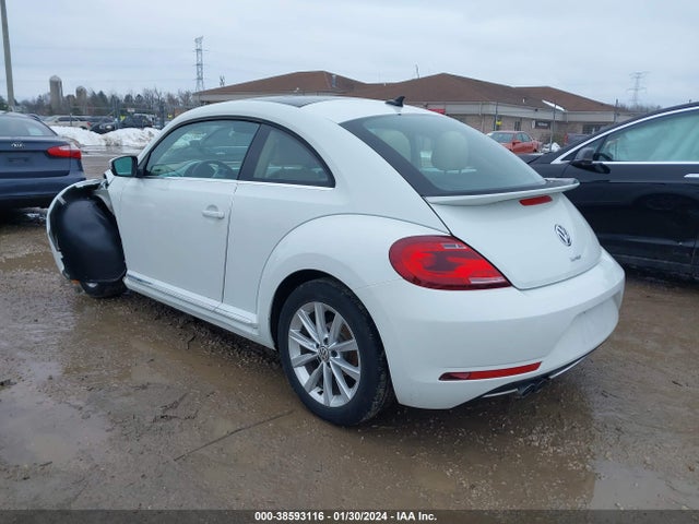 2019 VOLKSWAGEN BEETLE 2.0T SE VIN: 3VWJD7AT0KM717313