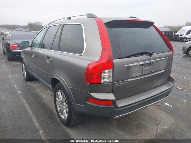 2011 VOLVO XC90 3.2 VIN: YV4952CY4B1584922