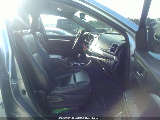 Toyota Highlander Xle V6 2016 5TDJKRFH1GS502295 Image 5
