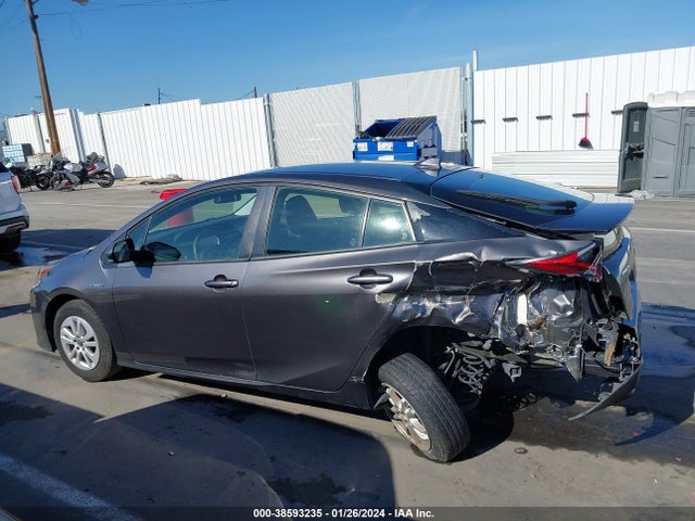 Toyota Prius Two 2016 JTDKBRFU3G3525516 Image 14