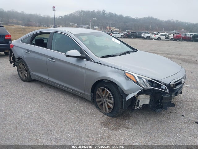 Hyundai SONATA SE 2015 5NPE24AF5FH252462 Image 1