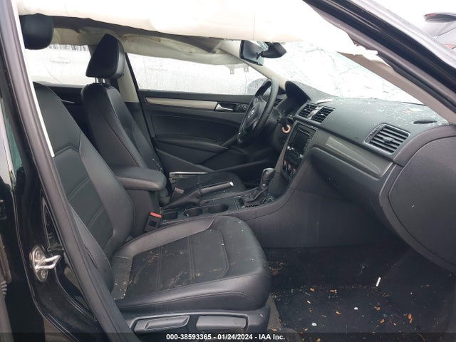 1VWAT7A36FC097092 Volkswagen Passat 1.8t Limited Edition