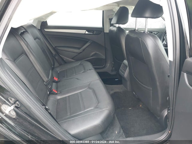 1VWAT7A36FC097092 Volkswagen Passat 1.8t Limited Edition