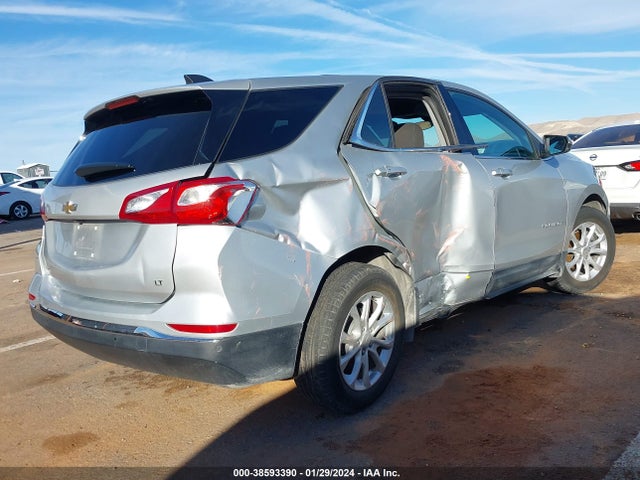 Chevrolet EQUINOX LT 2018 2GNAXJEV6J6286933 Image 4