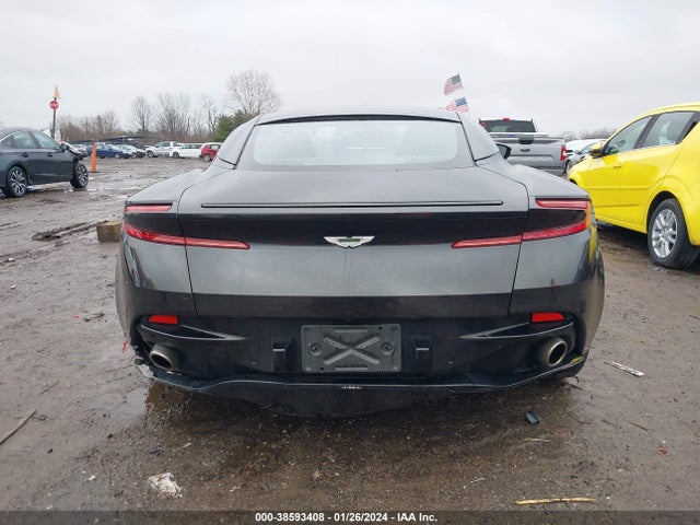 Aston Martin Db11 Launch Edition 2017 SCFRMFAV8HGL02083 Image 17