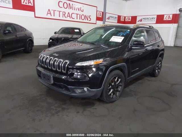 2017 JEEP CHEROKEE LATITUDE FWD VIN: 1C4PJLCS8HW613633