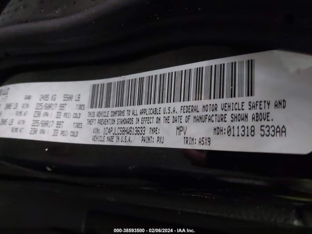 2017 JEEP CHEROKEE LATITUDE FWD VIN: 1C4PJLCS8HW613633