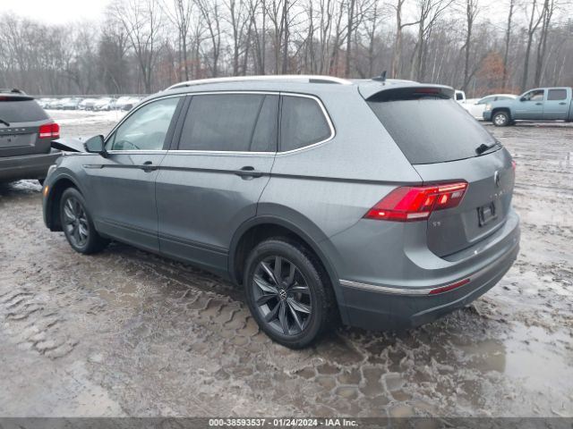 2022 VOLKSWAGEN TIGUAN 3VV2B7AX5NM049336 Photo 2