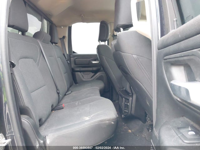 1C6RRFCG1MN714227 RAM 1500 Tradesman Quad Cab 4x4 6'4 Box