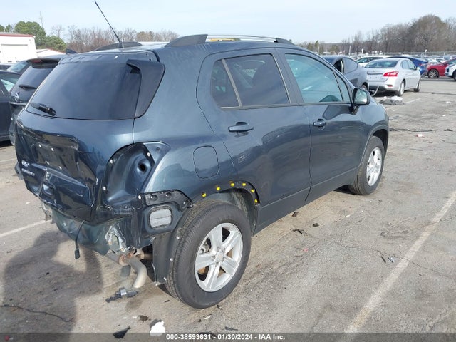 Chevrolet Trax Awd Lt 2022 KL7CJPSM2NB537111 Image 4