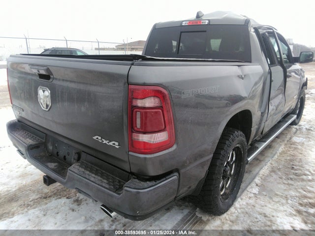 RAM 1500 Laramie  4x4 5'7 Box 2023 1C6SRFJT1PN637574 Image 4