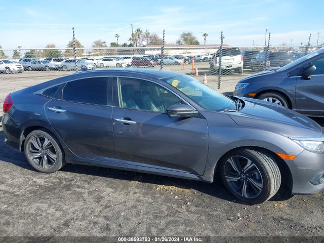 Honda Civic Touring 2018 JHMFC1F91JX041435 Image 13