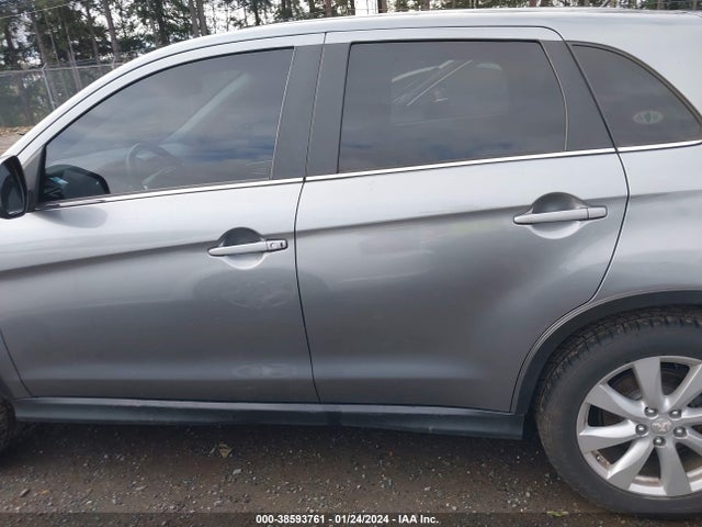 4A4AR4AU8EE020373 Mitsubishi Outlander Sport Se
