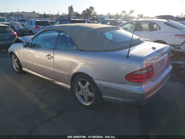 2002 MERCEDES-BENZ CLK-CLASS BASE A5 VIN: WDBLK70GX2T113810