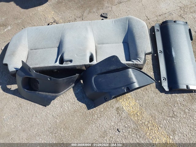 Toyota Prius C One 2015 JTDKDTB33F1583754 Image 12