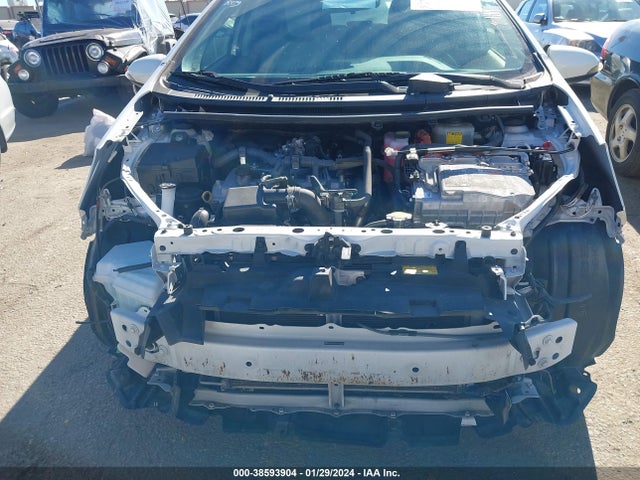Toyota Prius C One 2015 JTDKDTB33F1583754 Image 6