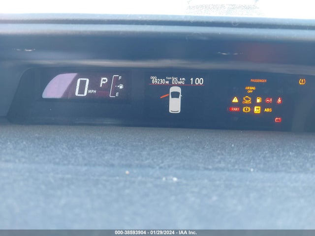 Toyota Prius C One 2015 JTDKDTB33F1583754 Image 7