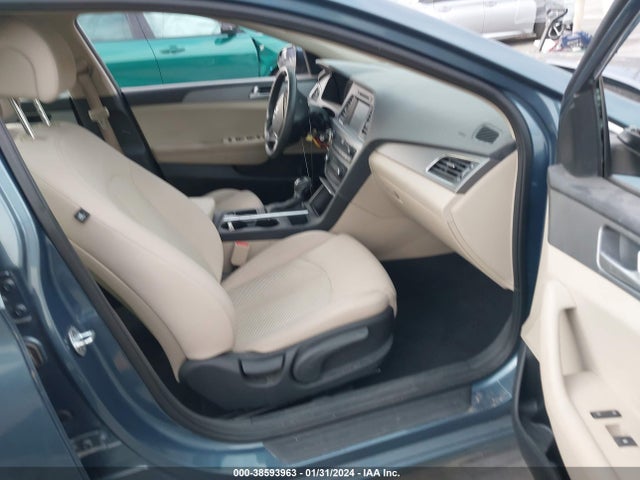 Hyundai SONATA SE 2016 5NPE24AF3GH403946 Image 5