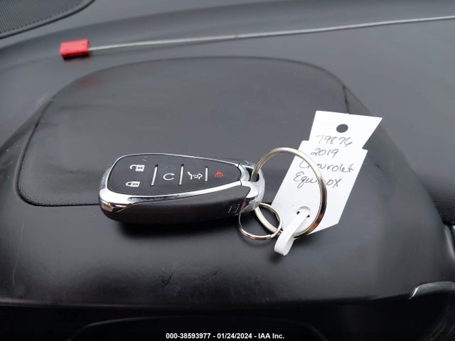 Chevrolet EQUINOX LT 2019 2GNAXVEX2K6256869 Image 11