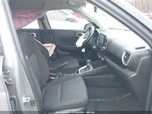 KMHRB8A35LU014879 Hyundai Venue Se