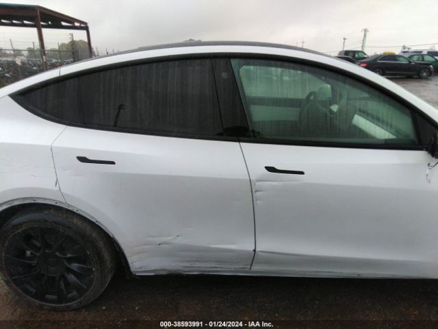 7SAYGAEE0NF516394 Tesla Model Y Long Range Dual Motor All-wheel Drive