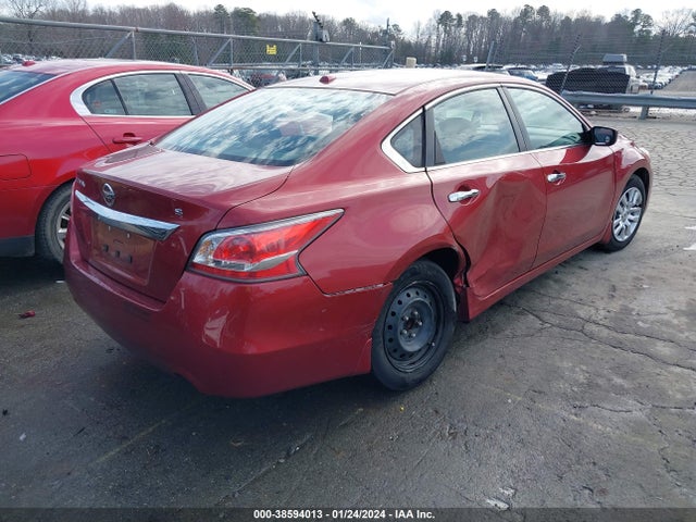 Nissan Altima 2.5 S 2015 1N4AL3AP9FC143485 Image 4