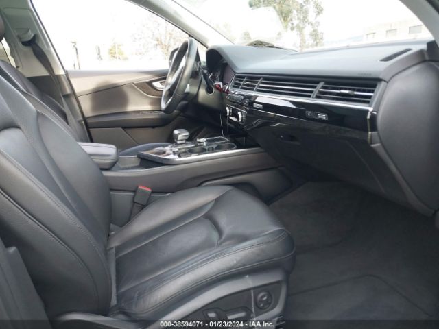 2019 AUDI Q7 WA1LAAF73KD041362 Photo 4