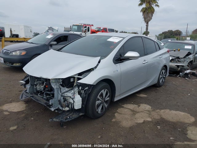 Toyota Prius Prime Premium 2019 JTDKARFP2K3111536 Image 2