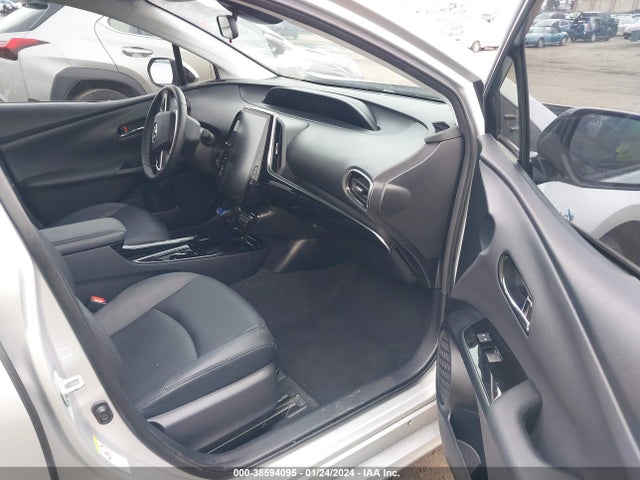 Toyota Prius Prime Premium 2019 JTDKARFP2K3111536 Image 5