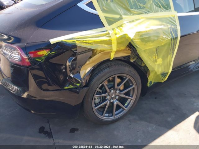 5YJ3E1EA1JF070275 Tesla Model 3 Long Range/mid Range