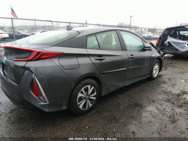 Toyota Prius Prime Premium 2018 JTDKARFP5J3104031 Image 4