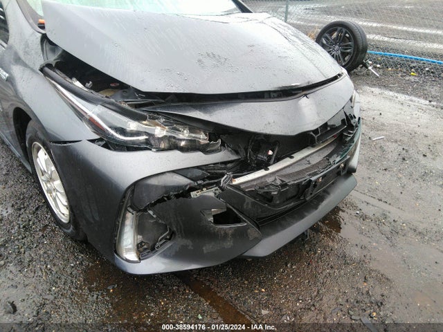Toyota Prius Prime Premium 2018 JTDKARFP5J3104031 Image 6