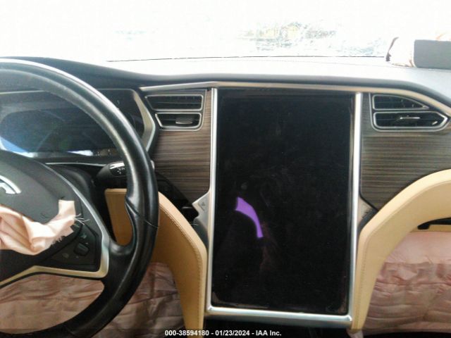 5YJXCBE21GF004811 Tesla Model X 60d/70d/75d/90d/p100d