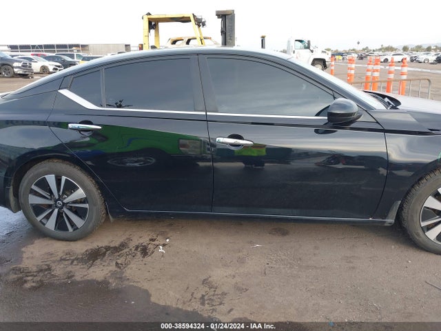 2021 NISSAN ALTIMA SV FWD VIN: 1N4BL4DVXMN384431