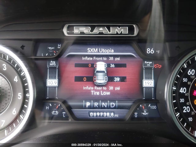 RAM 1500 Laramie  4x4 5'7 Box 2019 1C6SRFJT6KN681210 Image 16