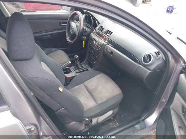 38594370 :رقم المزاد ، JM1BK32G661480773 vin ، 2006 Mazda Mazda3 I مزاد بيع