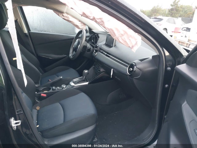 2016 TOYOTA SCION IA VIN: 3MYDLBZV7GY127333