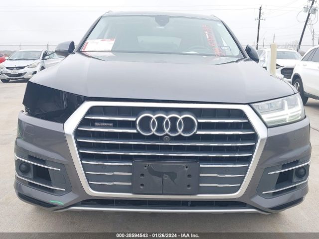 WA1VAAF72KD000987 Audi Q7 55 Premium