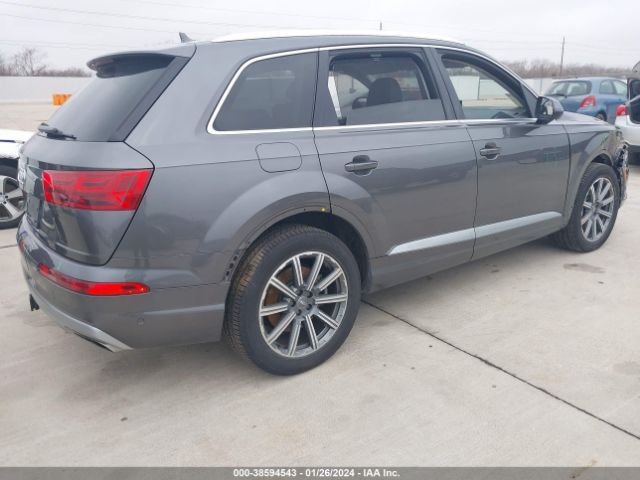 WA1VAAF72KD000987 Audi Q7 55 Premium