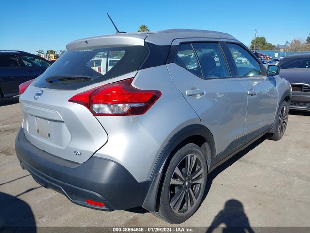 Nissan KICKS SV 2019 3N1CP5CU2KL510301 Image 4