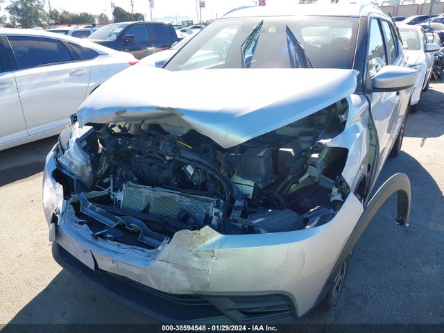 Nissan KICKS SV 2019 3N1CP5CU2KL510301 Image 6