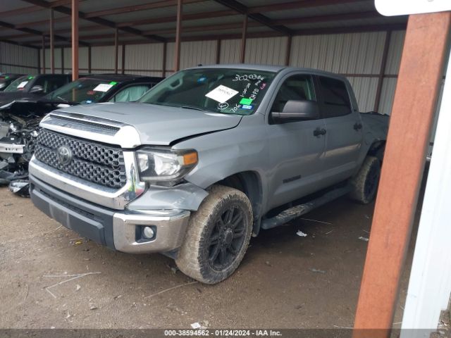 5TFEM5F13KX143851 Toyota Tundra Sr5 4.6l V8
